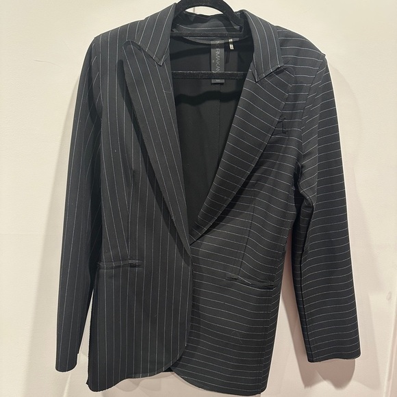 Norma Kamaliblazer